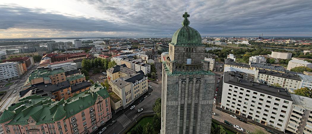 Kallion kirkon torni ylhäältä kuvattuna, kuvaaja Anders Lindberg