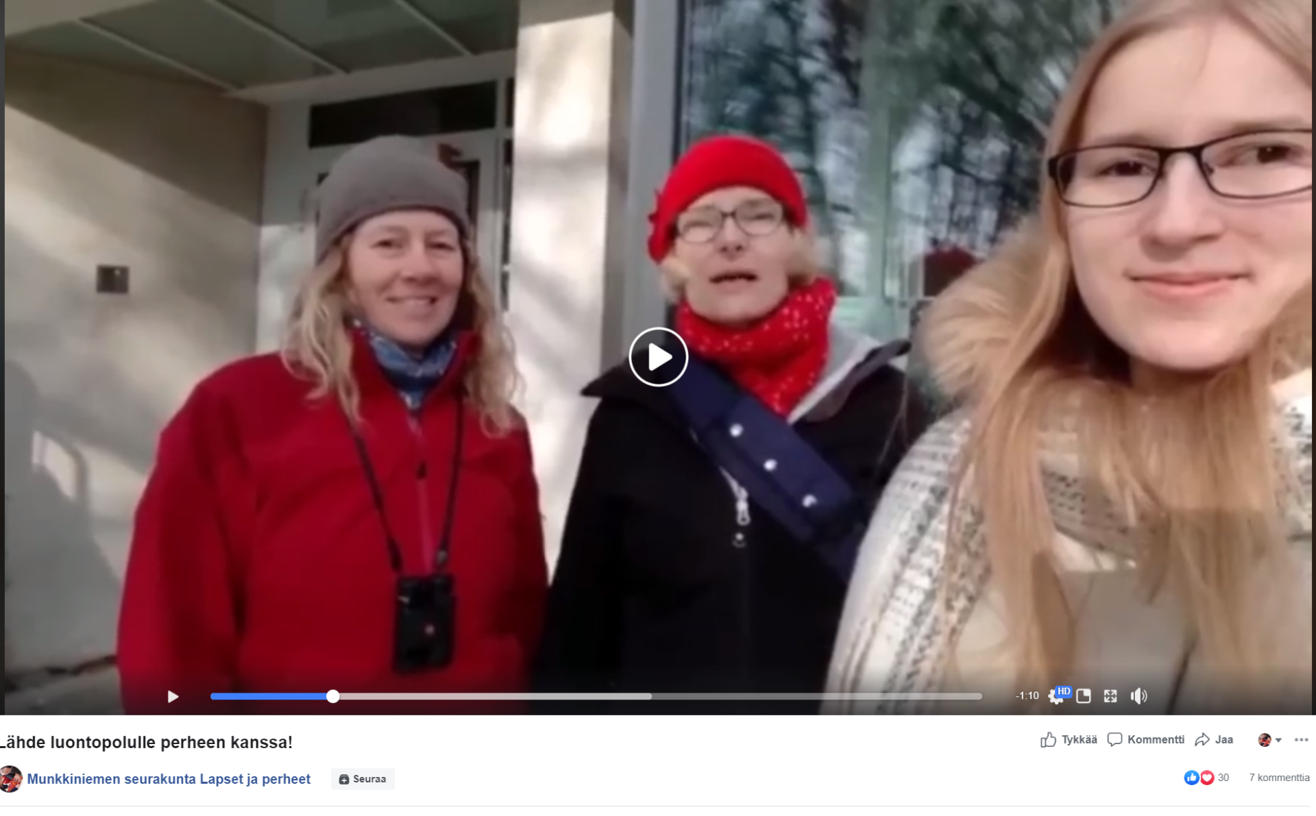Kuvakaappaus Munkkiniemen seurakunnan Lapset ja perheet -Facebok-sivulta, kuvassa Rauna Mannermaa, Leena Eronen ja Nita Sirkiä