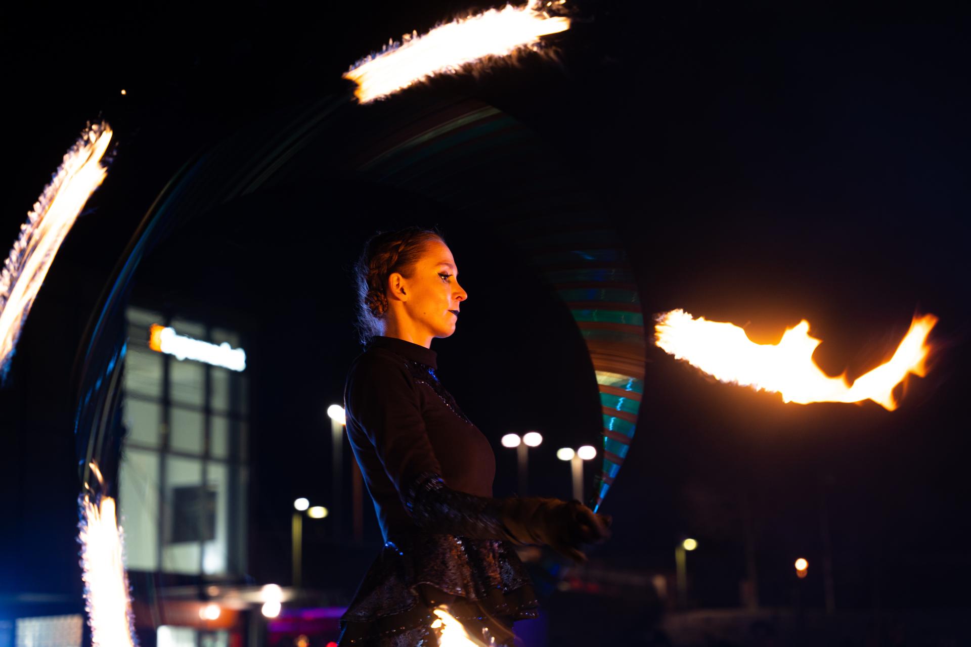 Tulitaide Belenos Group of Arts Lasten pyhäinpäivä Latokartanontori