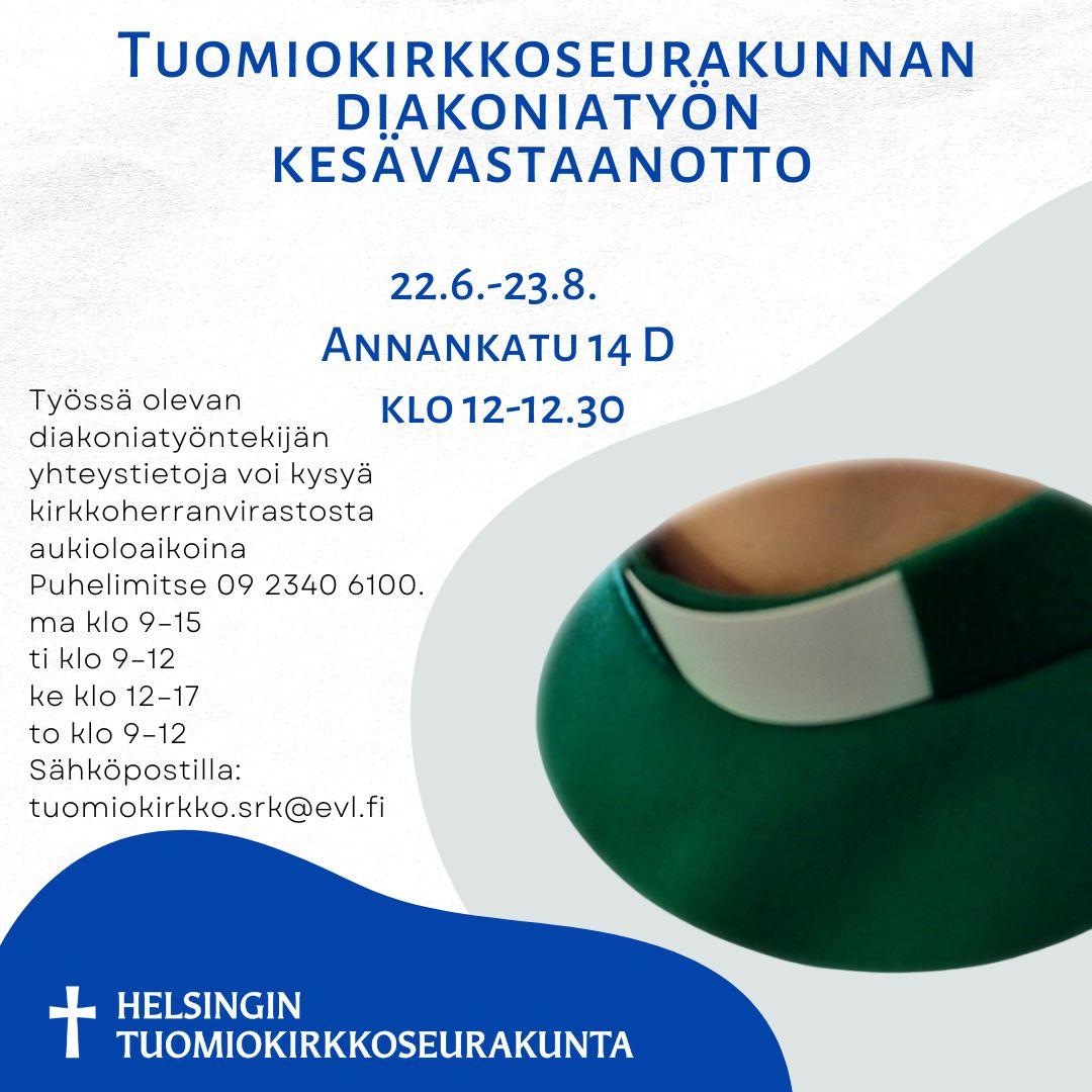 diakoniatyöntekijän paidassa oleva ihminen