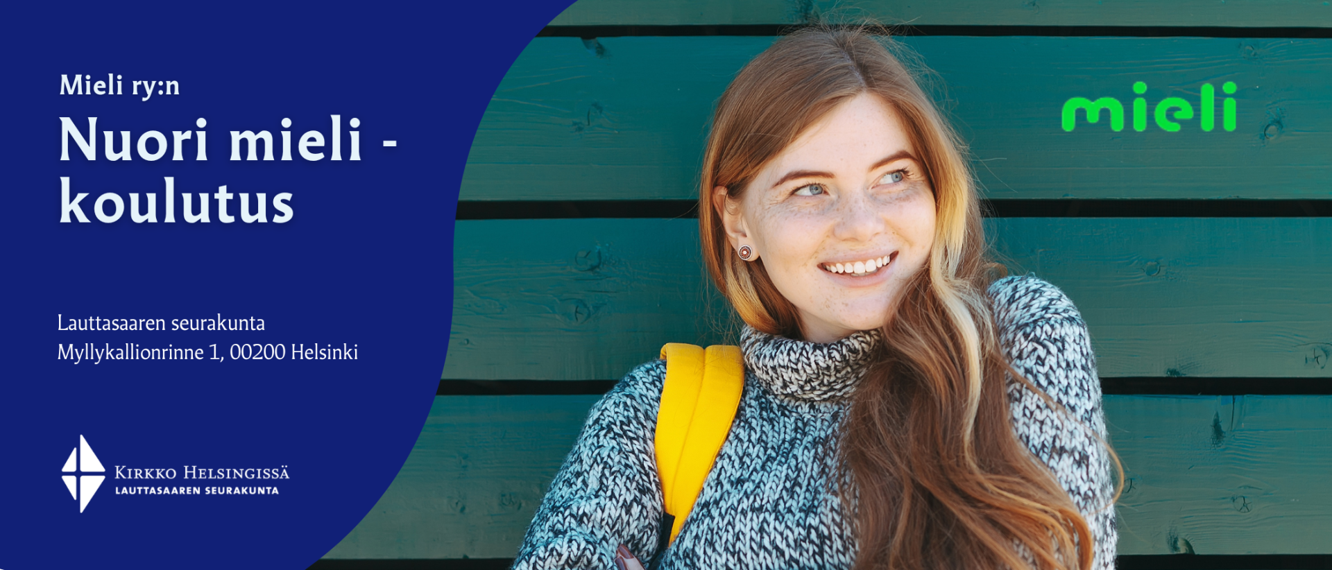 Nuori nainen vihreän seinän edessä.